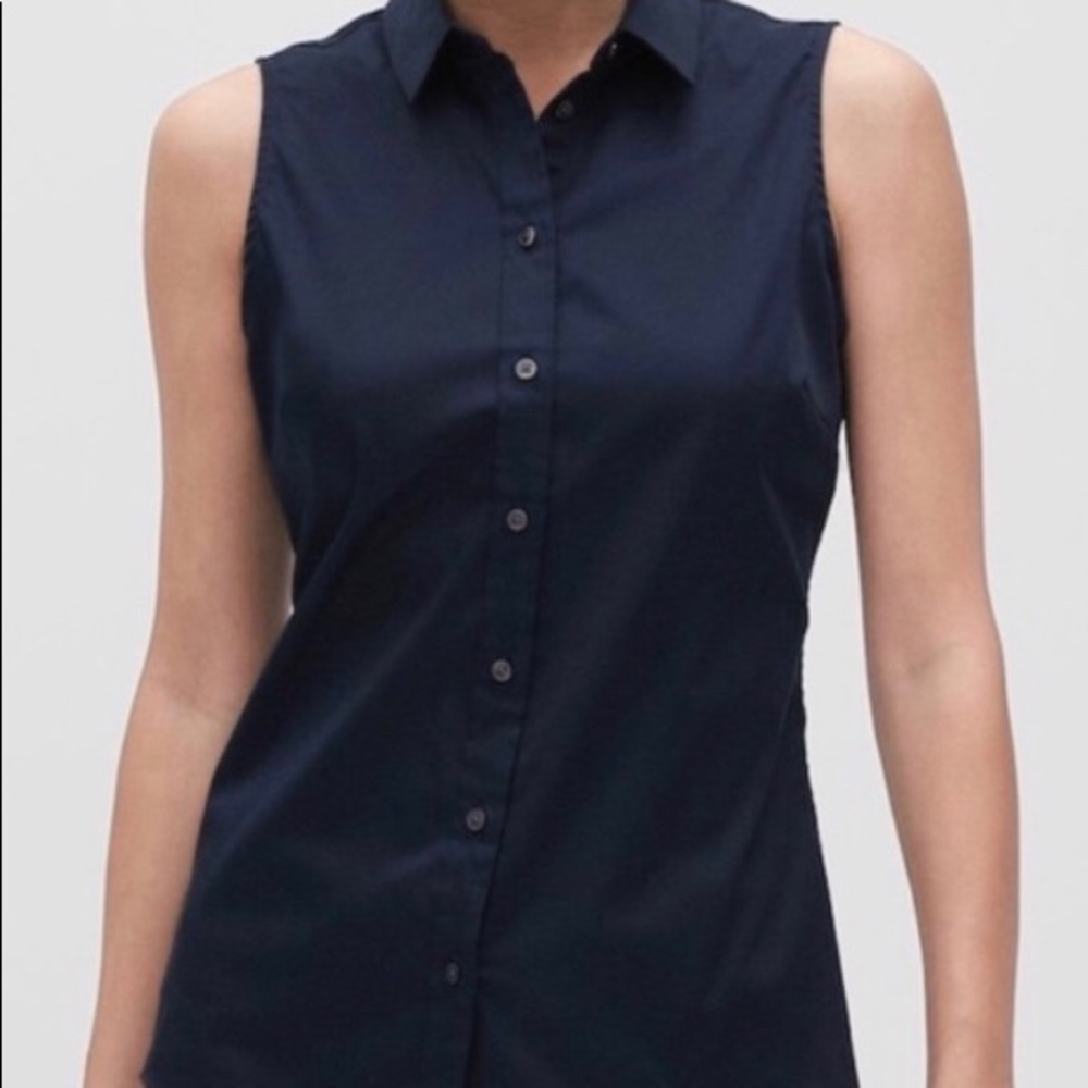 Banana Republic sleeveless black button-up collared work shirt / blouse size 4